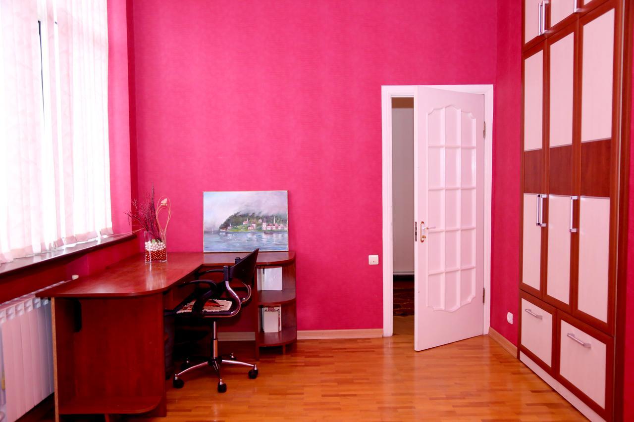 Apartment On 11 Amiryan Street Jerevan Buitenkant foto