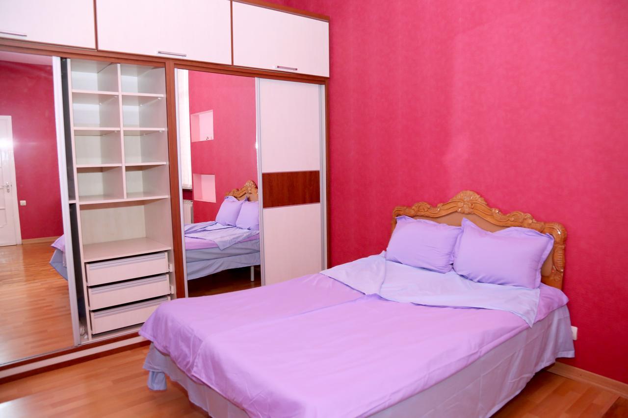Apartment On 11 Amiryan Street Jerevan Buitenkant foto